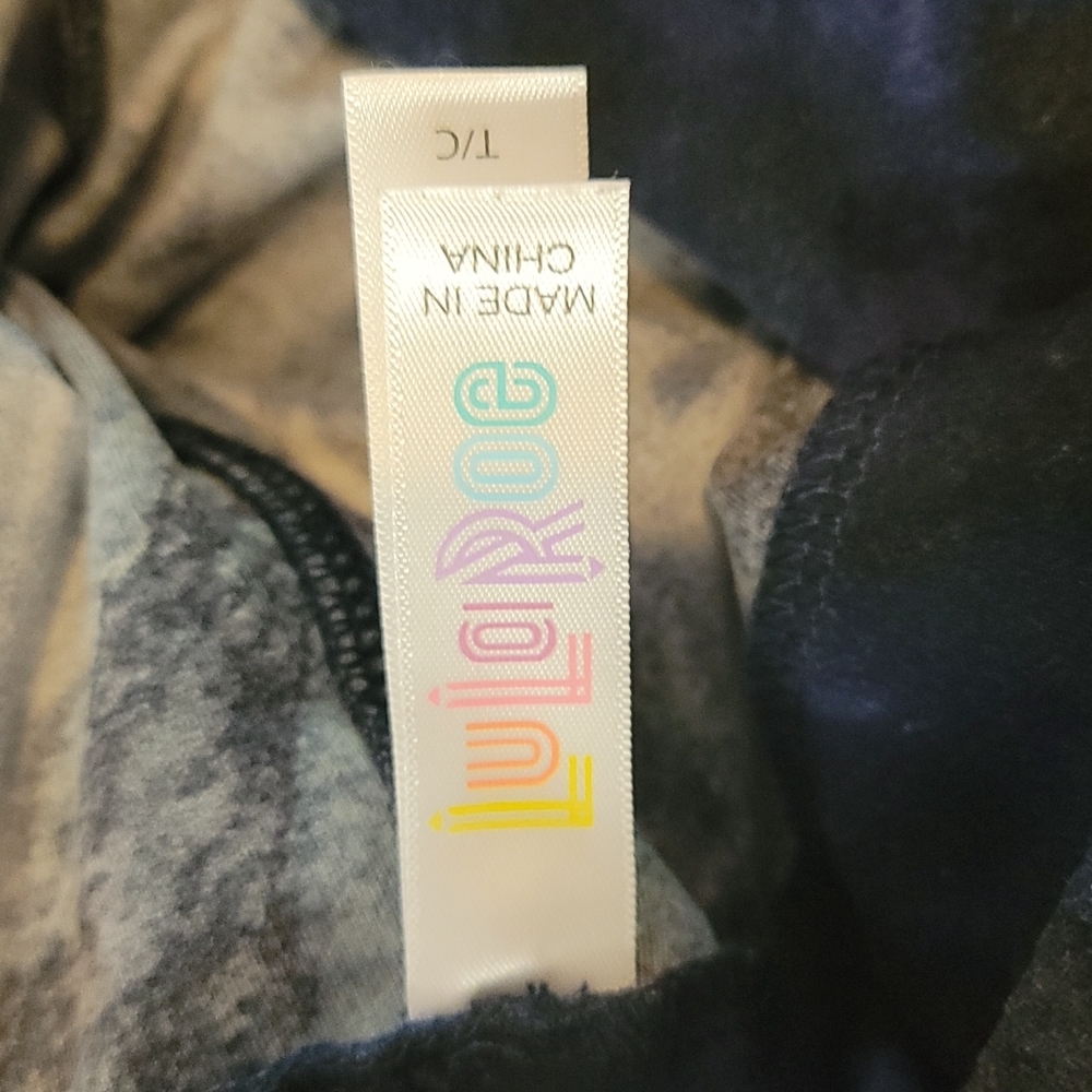 Lularoe TC - Picture 2 of 2